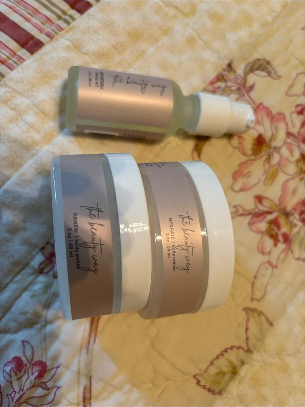The Beauty Way body crème, body polish, body oil Discovery set in mesh bag